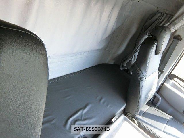 Nissan CONDOR 2016-02 2726895-26