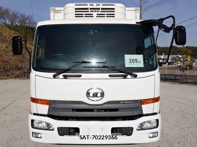 Nissan CONDOR 2015-11 3356161-2