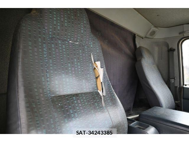Nissan CONDOR 2011-01 3663489-18