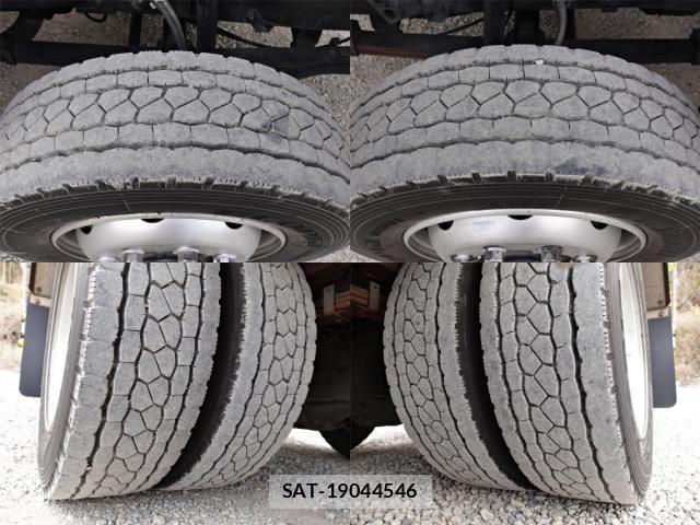 Nissan CONDOR 2014-09 3663492-14