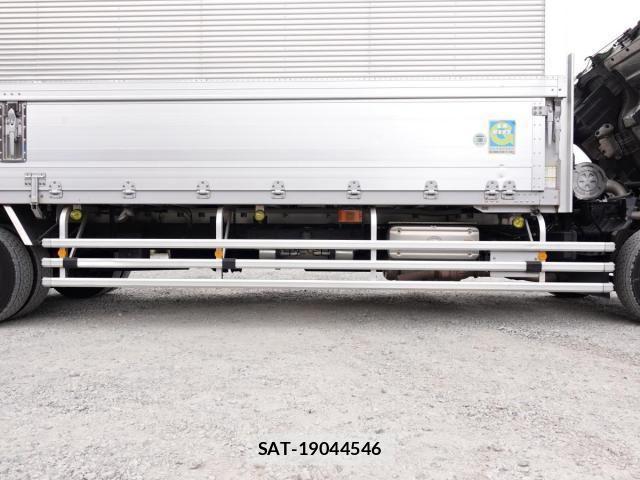 Nissan CONDOR 2014-09 3663492-17