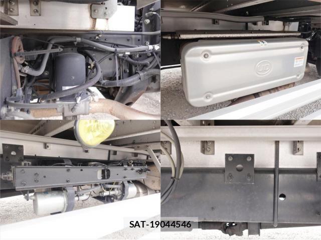 Nissan CONDOR 2014-09 3663492-18