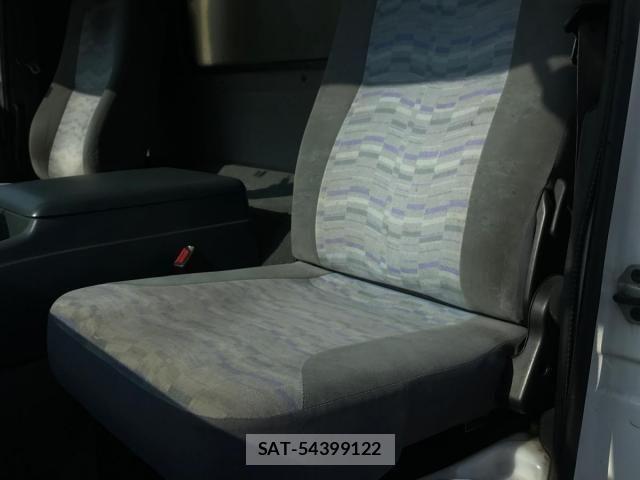 Nissan CONDOR 2010-12 3713677-21