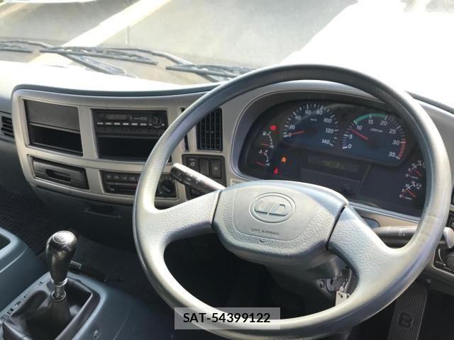Nissan CONDOR 2010-12 3713677-22