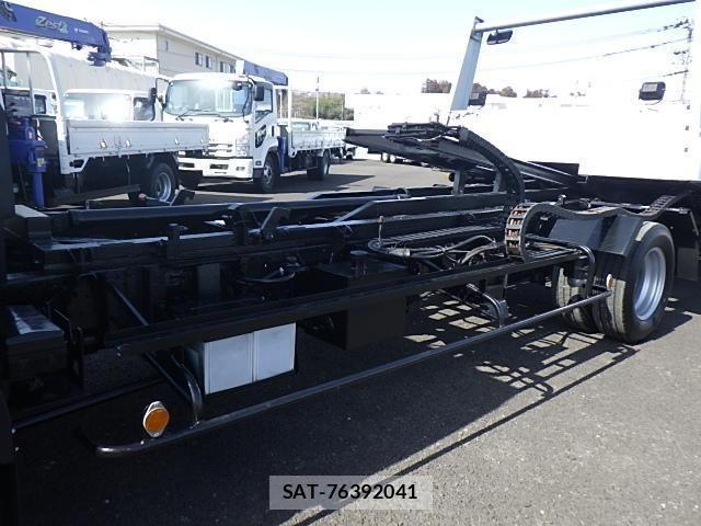 Nissan CONDOR 2012-03 4321621-19
