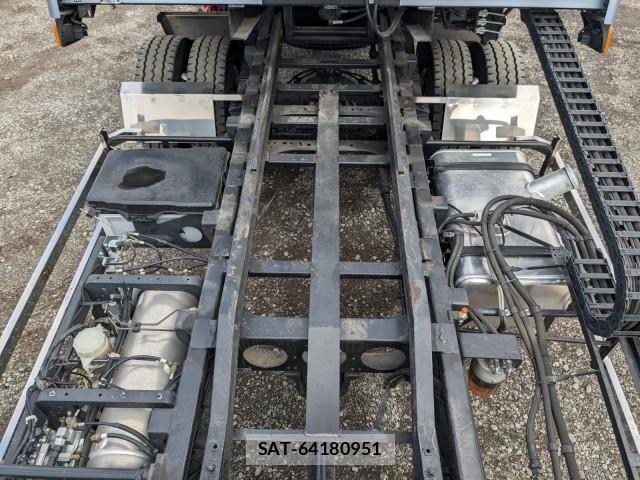 Nissan CONDOR 2018-04 4420067-27