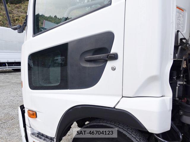 Nissan CONDOR 2013-12 4934597-12