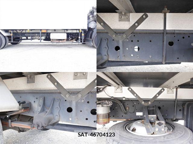 Nissan CONDOR 2013-12 4934597-19