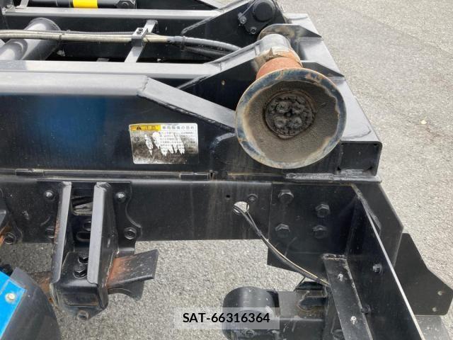 Nissan CONDOR 2019-07 6010081-10