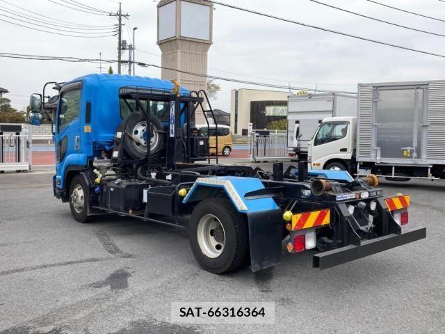 Nissan CONDOR 2019-07 6010081-3