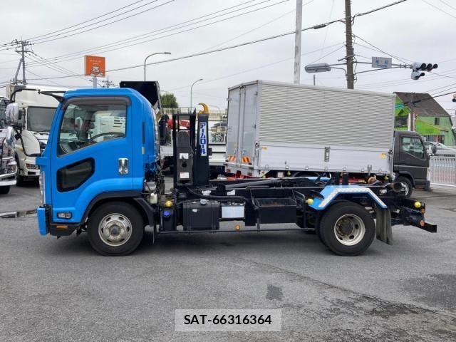 Nissan CONDOR 2019-07 6010081-4