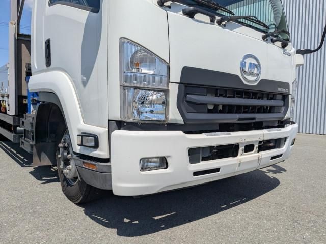 Nissan CONDOR 2021-03 6596214-24