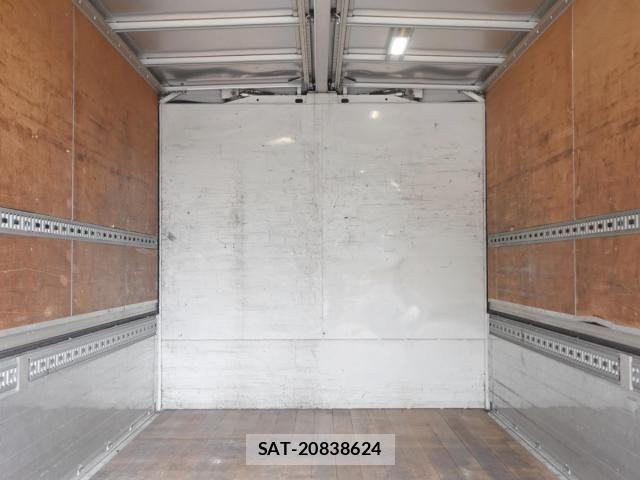 Nissan CONDOR 2016-04 6641357-10