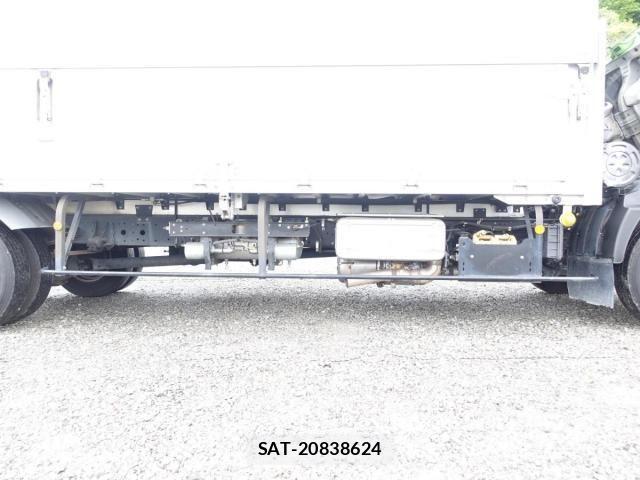 Nissan CONDOR 2016-04 6641357-14