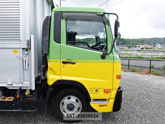 Nissan CONDOR 2016-04 6641357-3