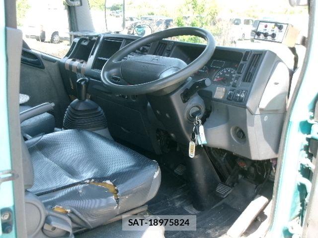 Nissan CONDOR 2013-02 6675388-17
