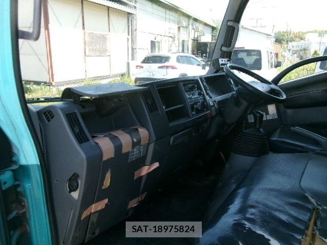 Nissan CONDOR 2013-02 6675388-25