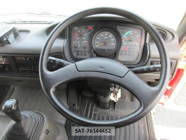 Nissan CONDOR 1996-10 6790794-9