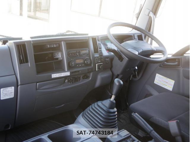 Nissan CONDOR 2019-11 6790786-27