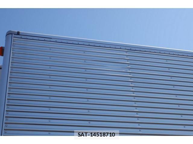 Nissan CONDOR 2015-04 6790792-11