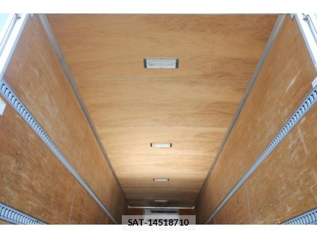 Nissan CONDOR 2015-04 6790792-24