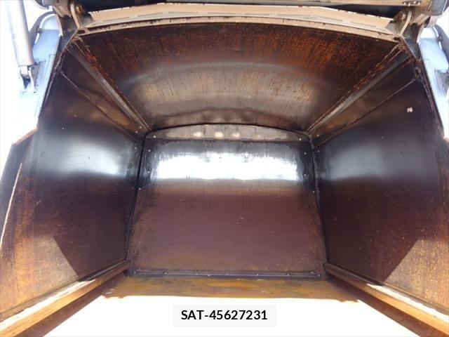 Nissan CONDOR 2014-06 6790789-18