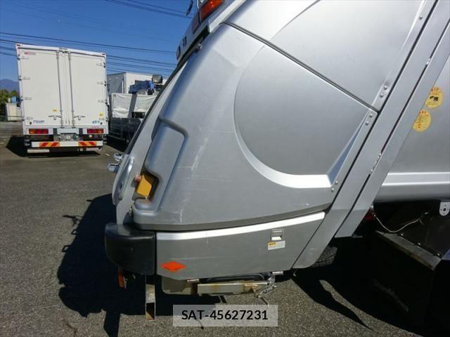 Nissan CONDOR 2014-06 6790789-22