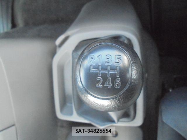 Nissan CONDOR 2017-07 7216183-18