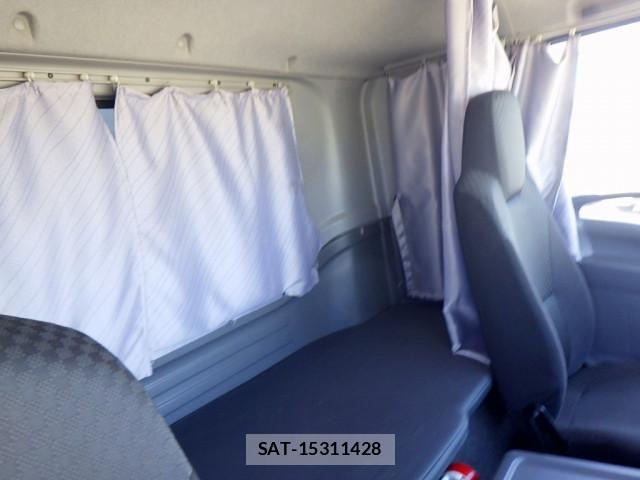 Nissan CONDOR 2018-06 7250178-17
