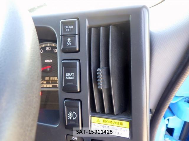 Nissan CONDOR 2018-06 7250178-19
