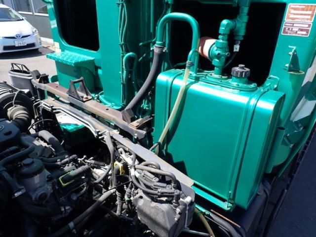 Nissan CONDOR 2016-03 7383882-13