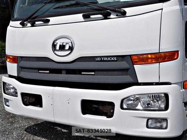 Nissan CONDOR 2015-03 7453508-2