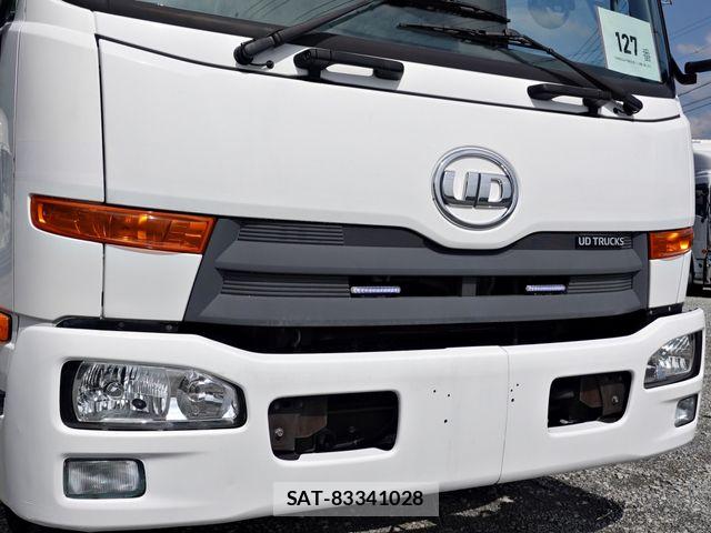 Nissan CONDOR 2015-03 7453508-3