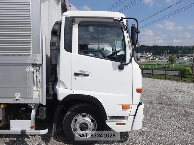 Nissan CONDOR 2015-03 7453508-5