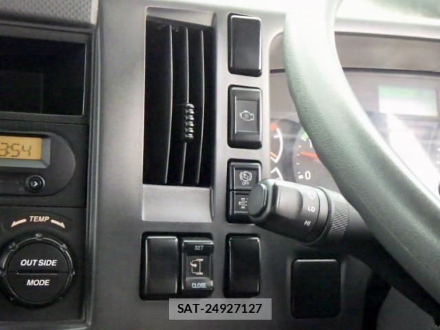 Nissan CONDOR 2021-01 7499931-16