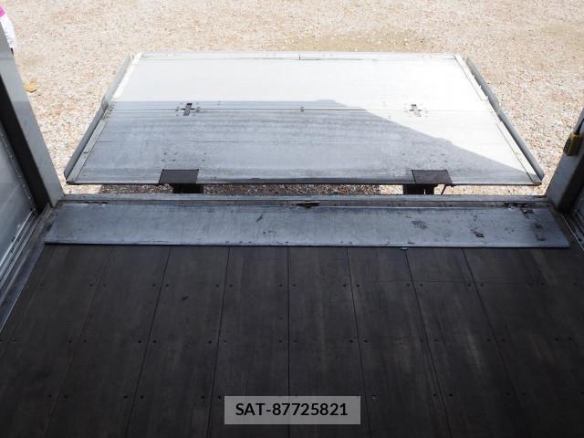 Nissan CONDOR 2015-03 7499934-25