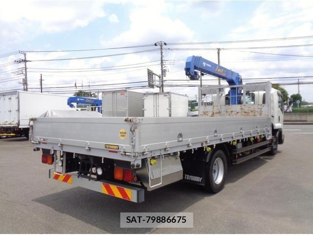 Nissan CONDOR 2021-05 7499930-2