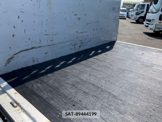 Nissan CONDOR 2016-05 7783529-10