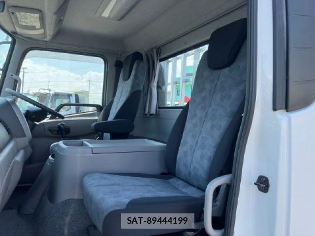 Nissan CONDOR 2016-05 7783529-28