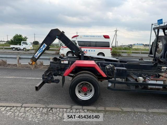 Nissan CONDOR 2014-03 7783526-10