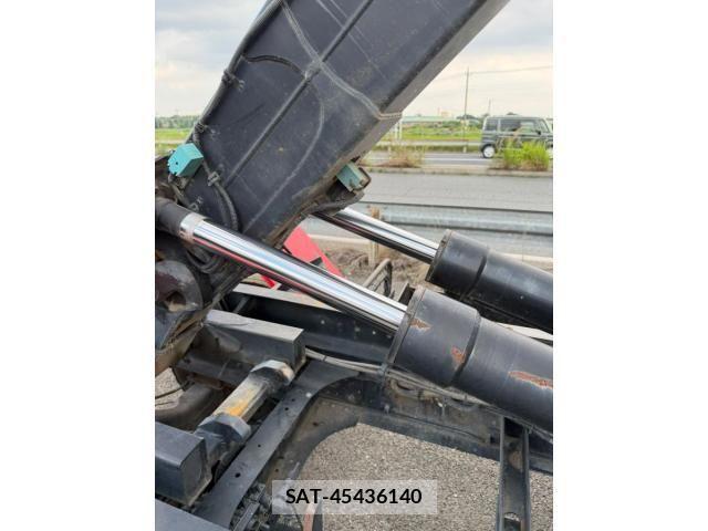 Nissan CONDOR 2014-03 7783526-15
