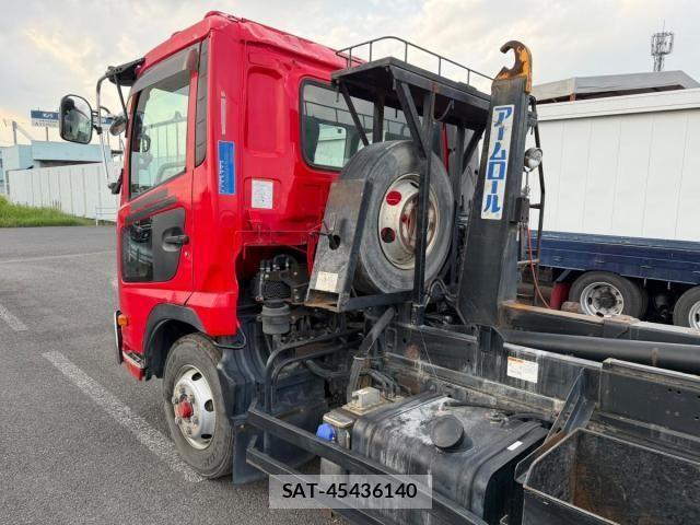 Nissan CONDOR 2014-03 7783526-16