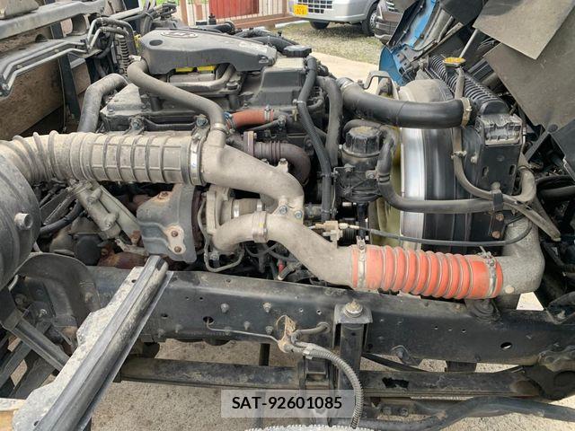 Nissan CONDOR 2016-11 7960968-28