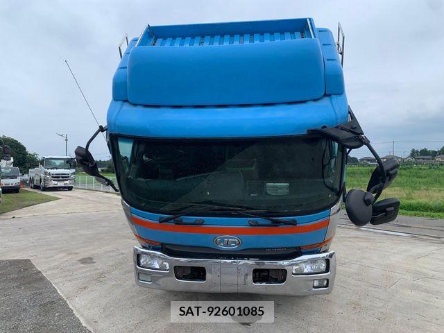 Nissan CONDOR 2016-11 7960968-2