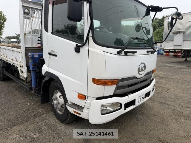 Nissan CONDOR 2011-10 7978800-8