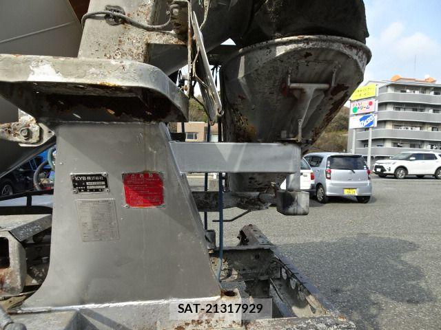 Nissan CONDOR 2017-02 8098519-12