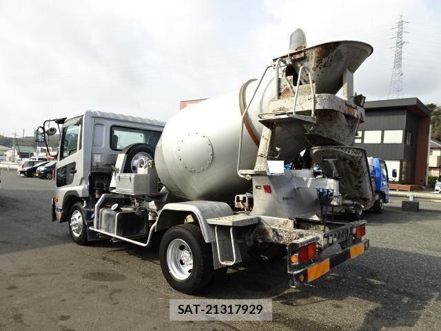 Nissan CONDOR 2017-02 8098519-16