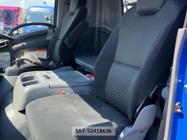 Nissan CONDOR 2019-11 8158162-15