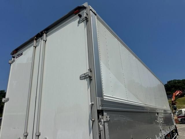 Nissan CONDOR 2013-05 8186345-17
