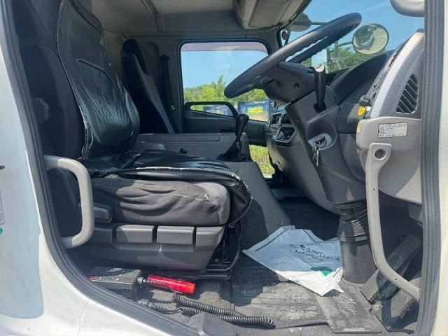 Nissan CONDOR 2013-05 8186345-29